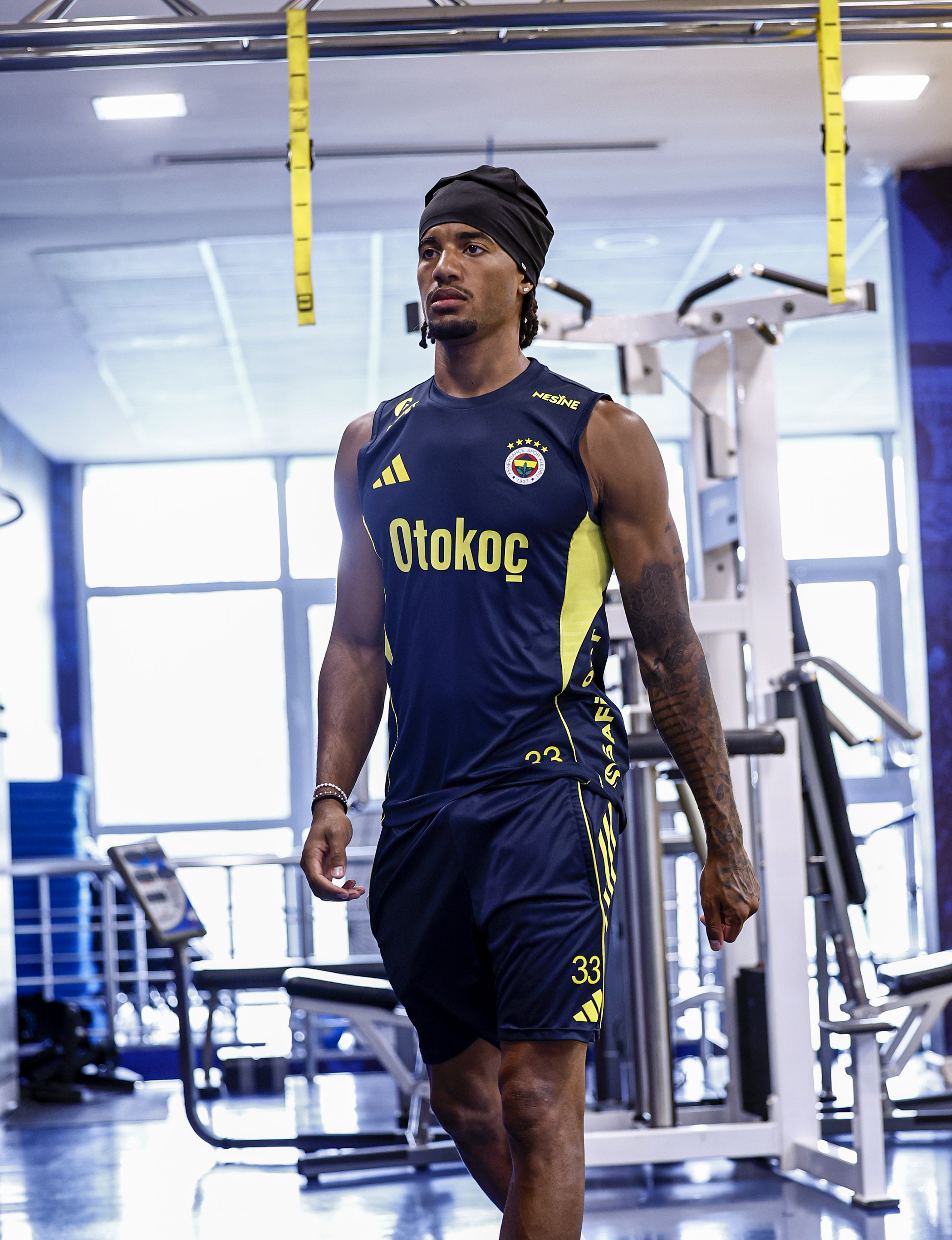 英雄联盟比赛-关于国际比赛日体能课后，葡萄牙体育临场应变备战欧篮联，管理层满意，纪律约束更严格的信息