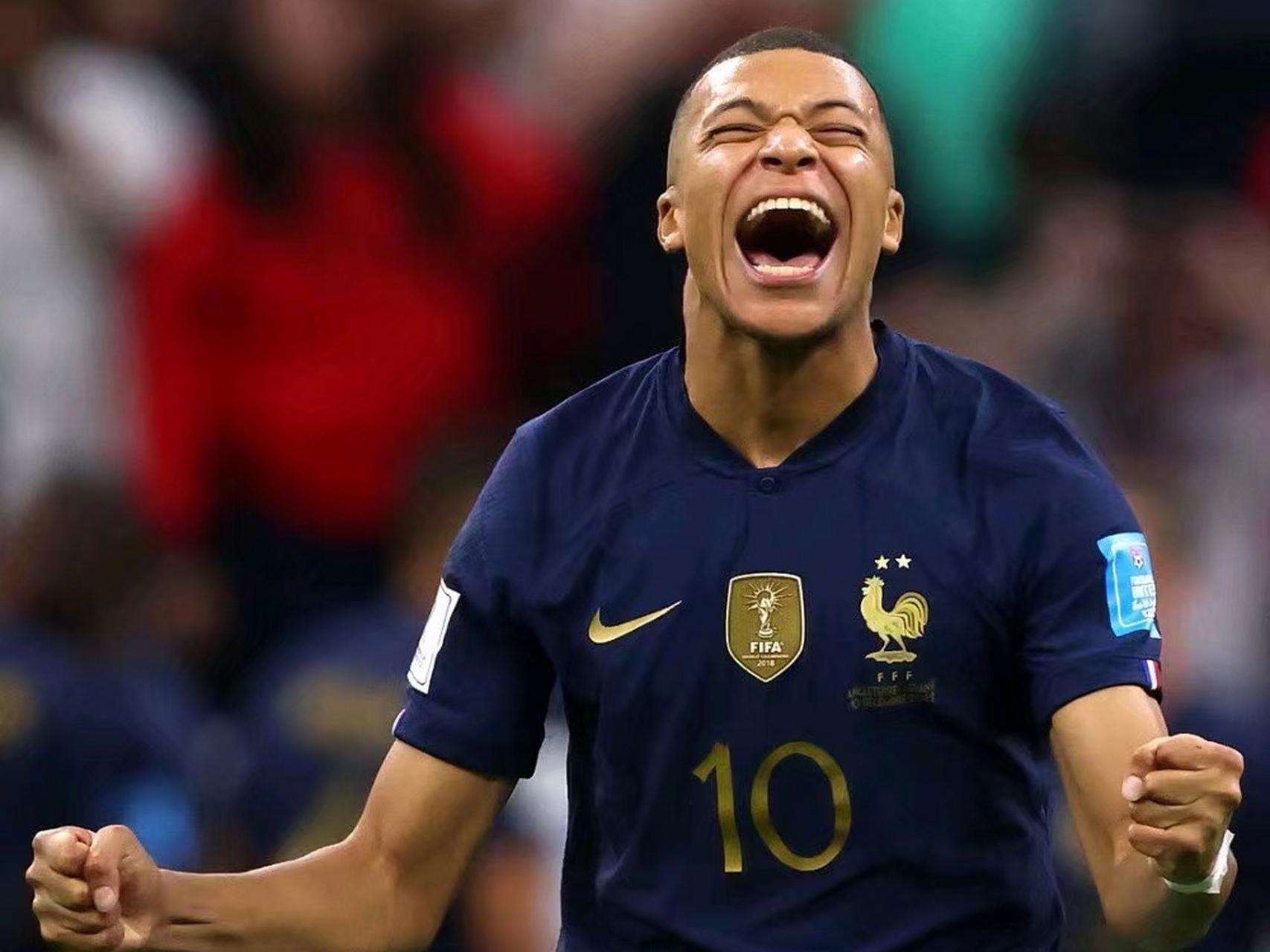 英雄联盟比赛-勒沃库森发布备战花絮，窗口期主帅复盘，法甲任务艰巨，阵容厚度经受考验(勒沃库森历届主教练)