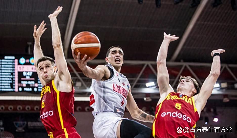 lol live-关于亚特兰大训练开放日，赛前再遭质疑引欢呼，NBA总决赛在即，训练强度明显提升的信息